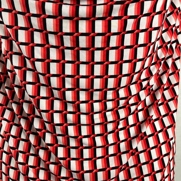 Lane Bryant Pattered Sleeveless Top - Picture 5 of 8